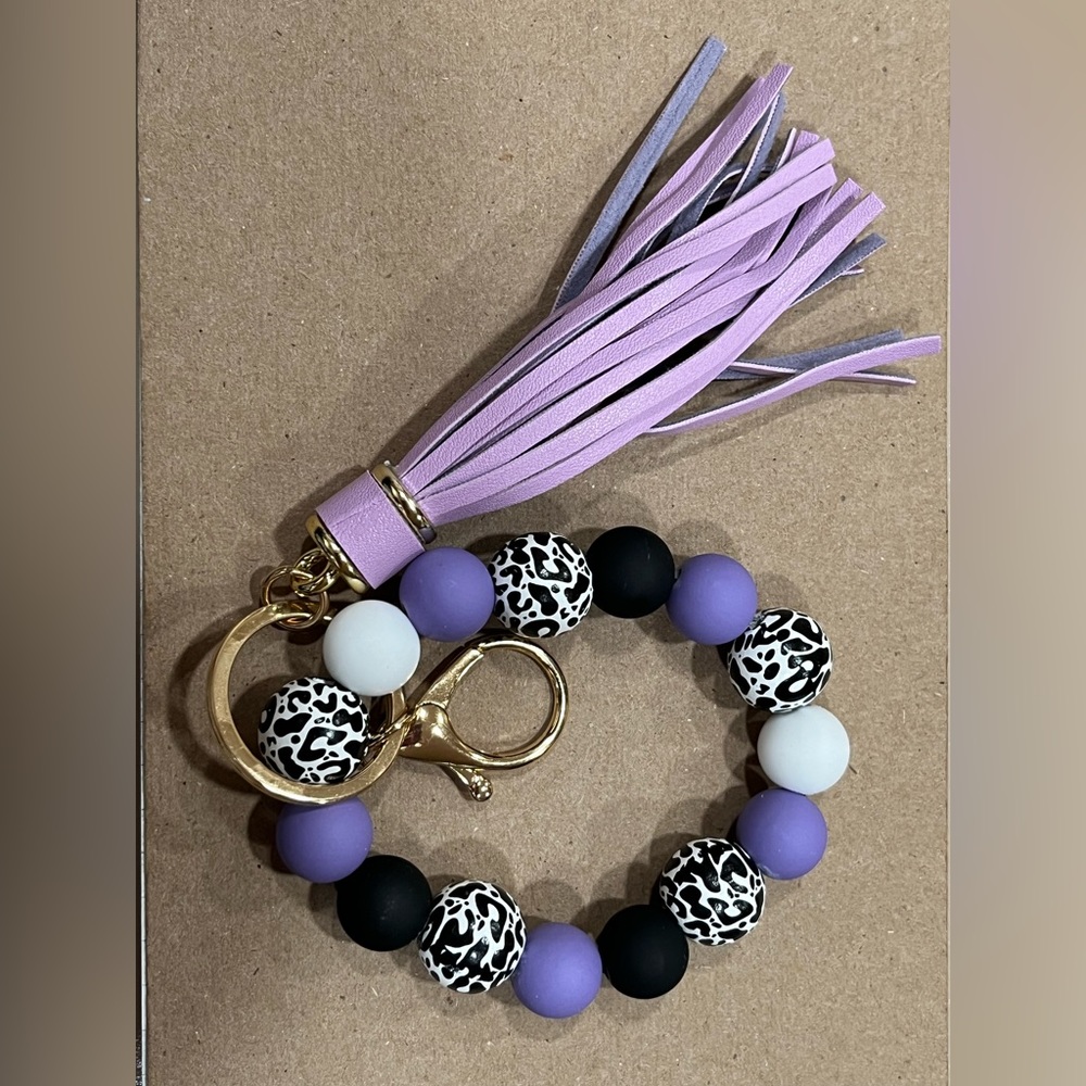 🔥 2/$18 Purple Key Keychain Beads - Picture 4 of 4